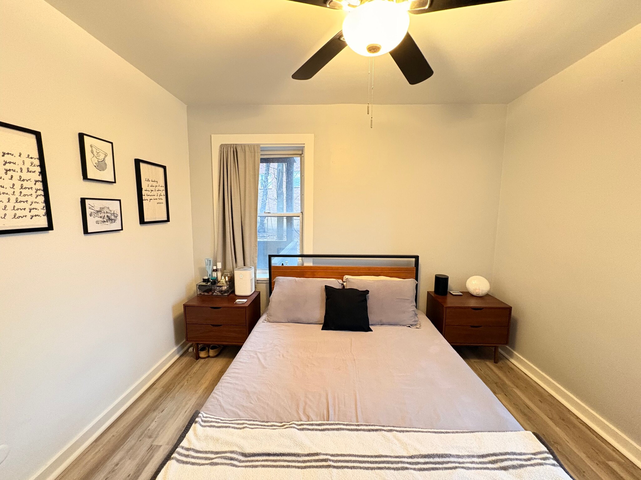 Building Photo - 5737 Hobart St