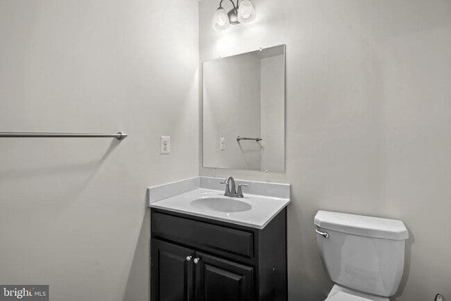 Building Photo - 5412 Spotswood Pl