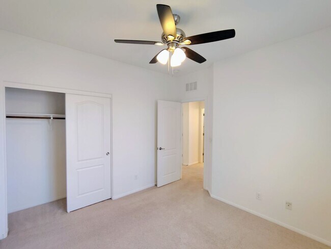 Building Photo - 10095 Lady Apple Dr