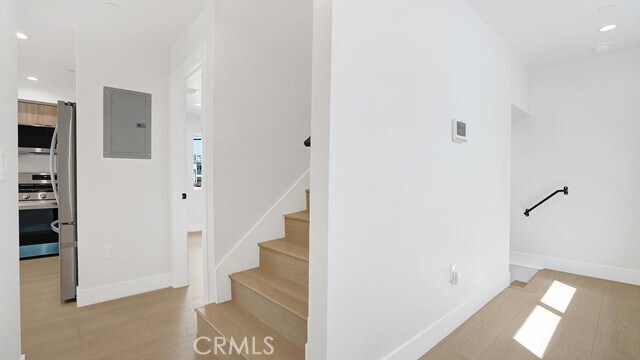 Building Photo - 1211 N Kingsley Dr