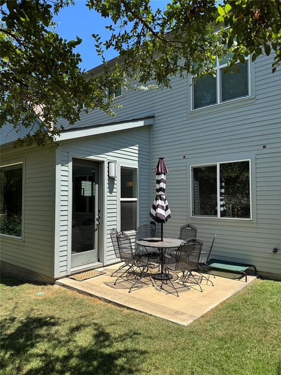 Building Photo - 3001 Del Curto Rd