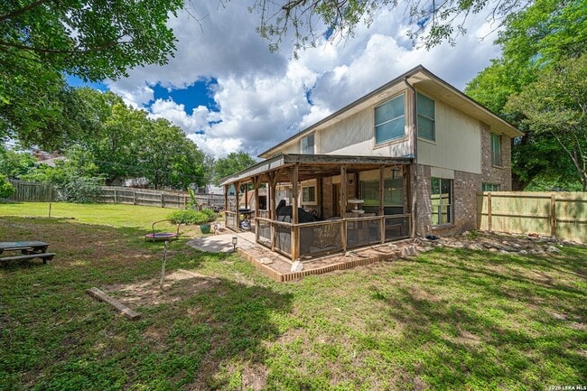 Building Photo - 2813 Kline Cir