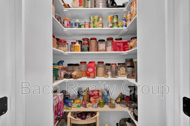 Building Photo - 24956 Norte Rd