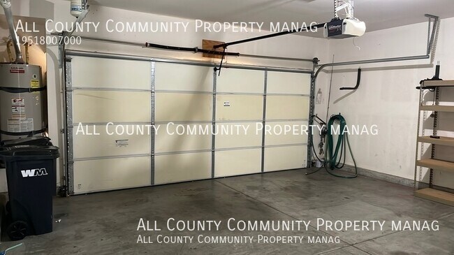Building Photo - 24733 Ridgewalk St