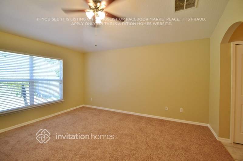 Building Photo - 1450 Ashbourne Way