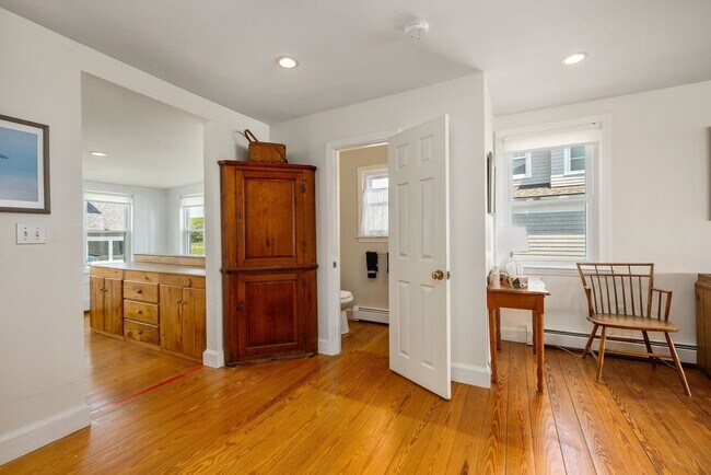 Building Photo - 1304 Ocean