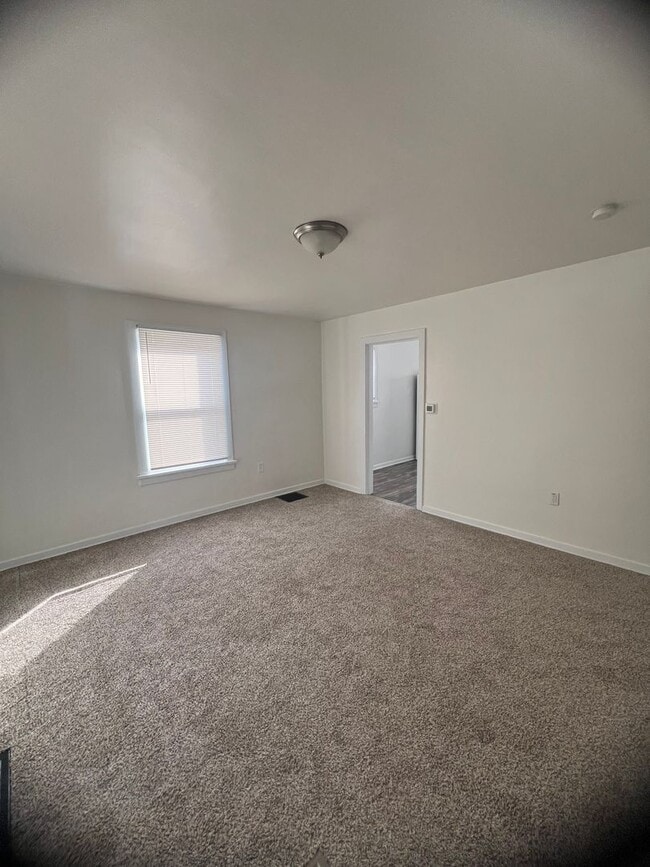 Building Photo - 622 Cranberry St