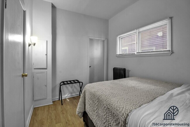 Building Photo - Furnished 2-Bedroom First-Floor Apartment Near Elmwood Village