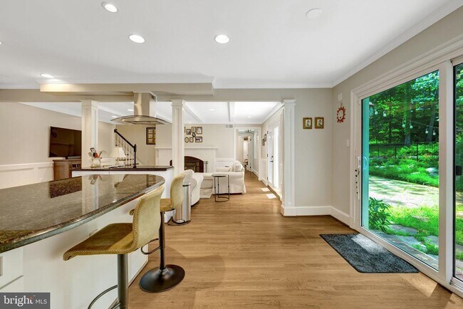 Building Photo - 7845 Old Dominion Dr
