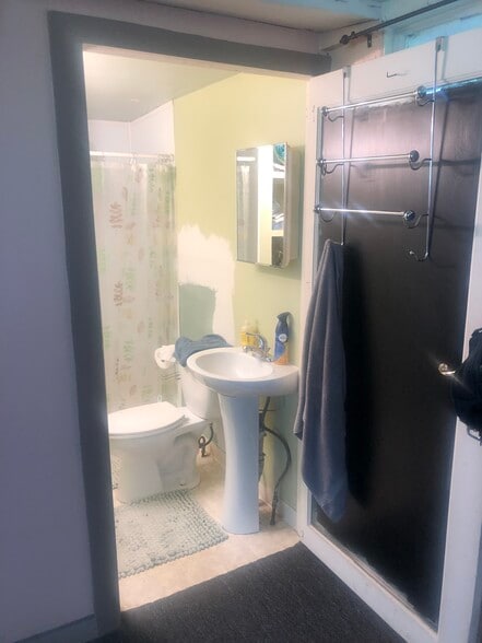 Building Photo - 1801 Allison Pl