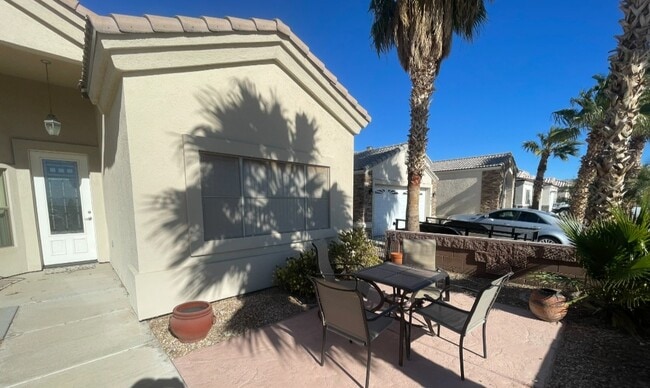 Building Photo - 1961 E Lipan Blvd