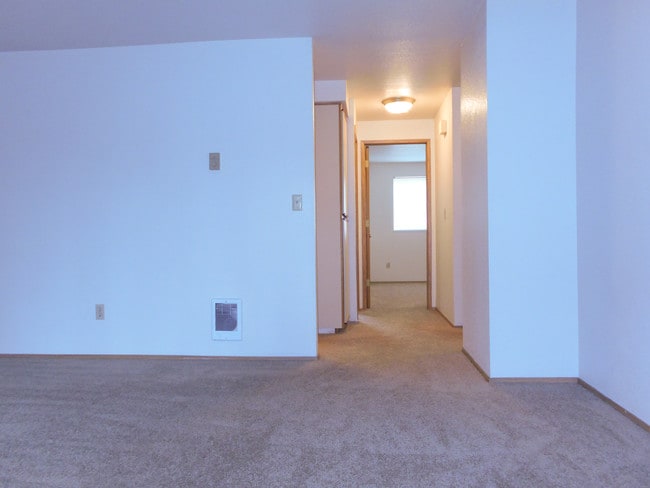 Building Photo - Forest Ridge Apartments
