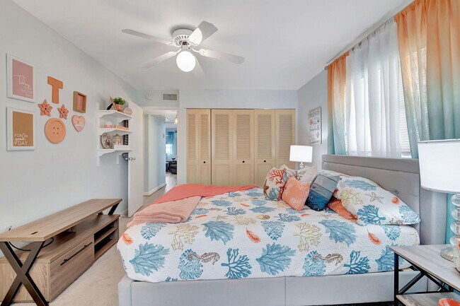 Building Photo - 89 Flanders Way