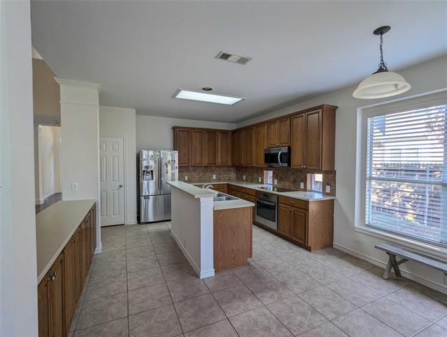 Building Photo - 7686 Creekmere Dr