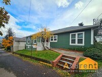 Building Photo - Charming 3-bedroom, 2-bathroom Home: Utili...