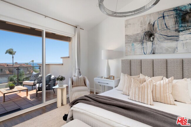 Building Photo - 6436 Lunita Rd