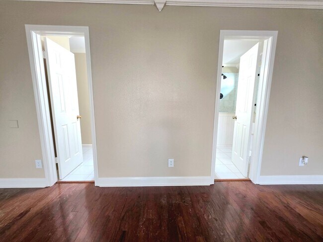 Building Photo - 1407 Blackbridge