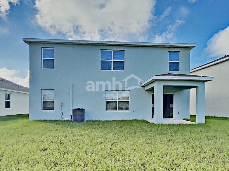 Building Photo - 2840 Greenleaf Ter