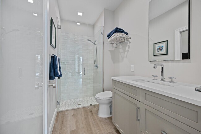 Building Photo - 4841 Exeter Estate Ln