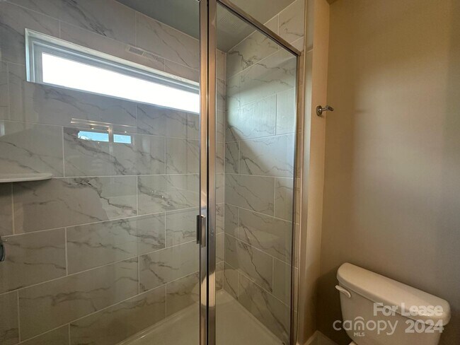 Building Photo - 5018 Central Ave