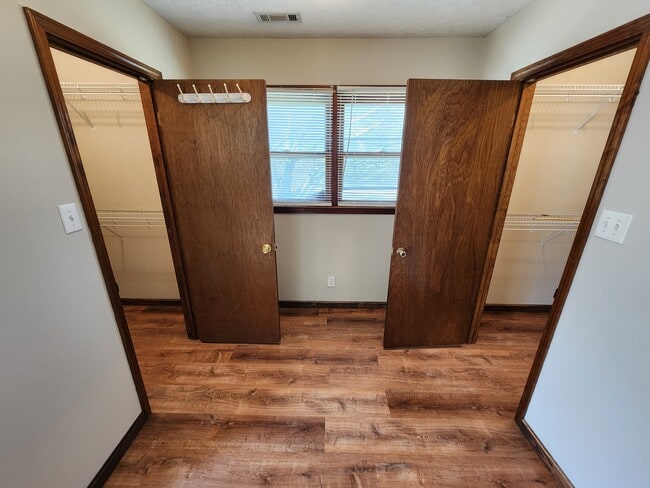 Building Photo - 2276 Providence Church Rd