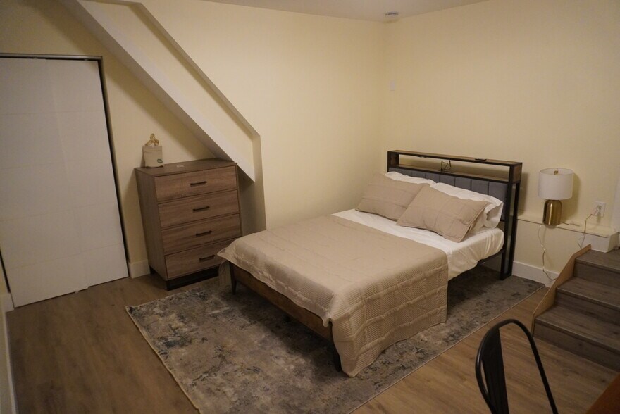 Building Photo - 18408 Occidental Ave S