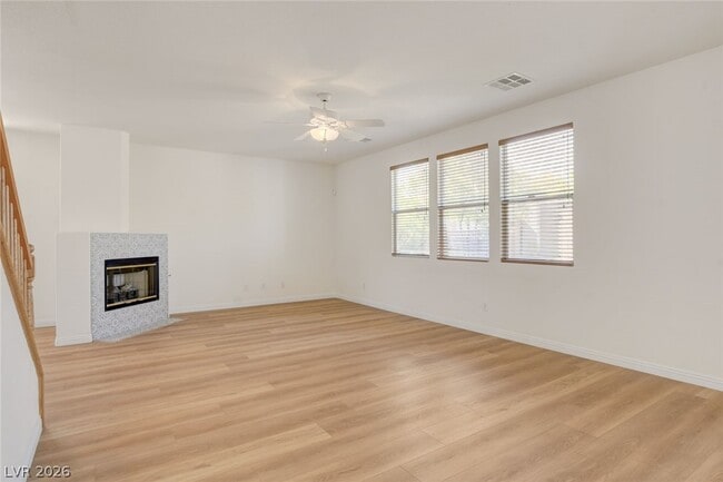 Building Photo - 10808 Wallflower Ave