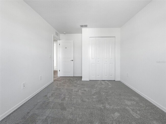 Building Photo - 17600 Shirewood Wy