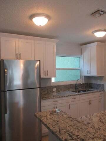 Building Photo - 4100 NE Indian River Dr