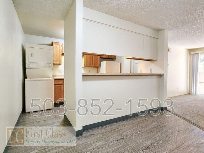 Building Photo - 4852 SW MURRAY Blvd