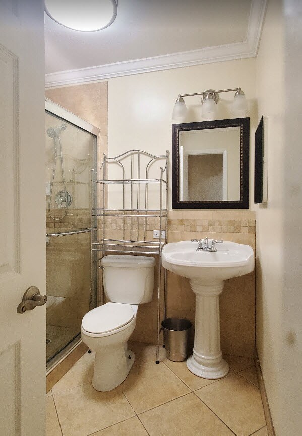 Building Photo - 2076 E Bond Dr
