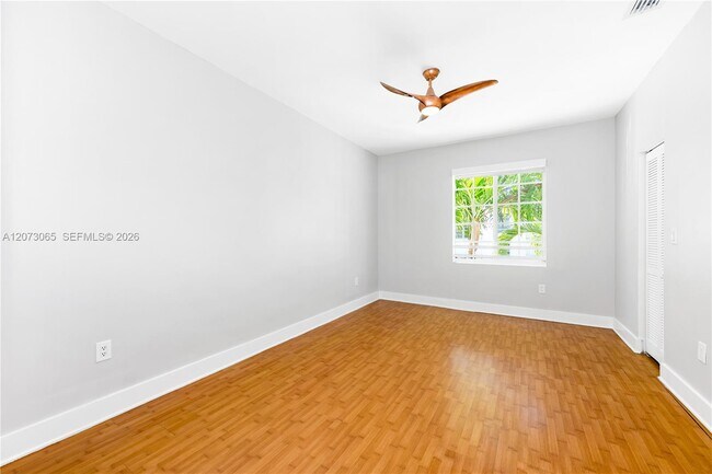 Building Photo - 1000 Meridian Ave