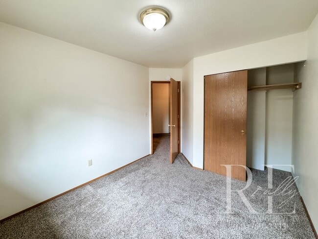 Building Photo - Your Charming Rustic Retreat- 3 Bedroom With Wrap-A-Round Yard