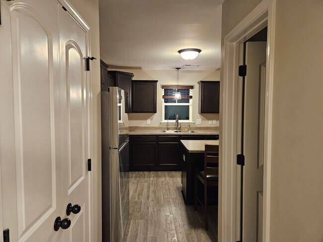 Building Photo - Charming 3-bedroom, 2-bathroom unfurnished home - No HOA - Sneads Ferry