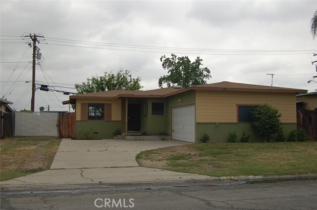 Primary Photo - 251 E Ramona Dr