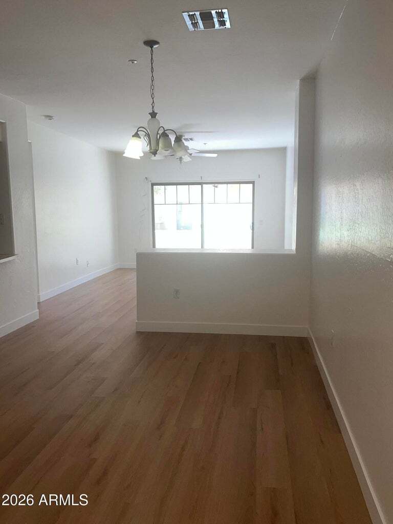 Building Photo - 525 N Miller Rd