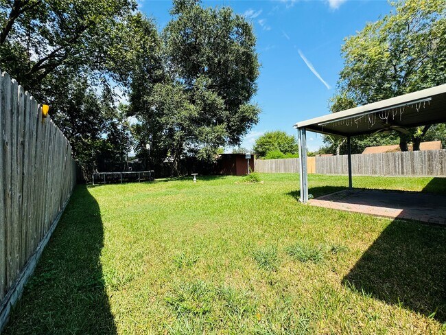 Building Photo - 7622 Woodsman Trail