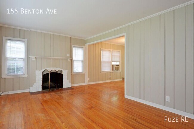Building Photo - 155 Benton Ave