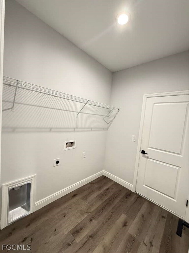 Building Photo - 13363 Drysdale Ave