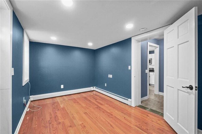 Building Photo - 20 Bradley Terrace