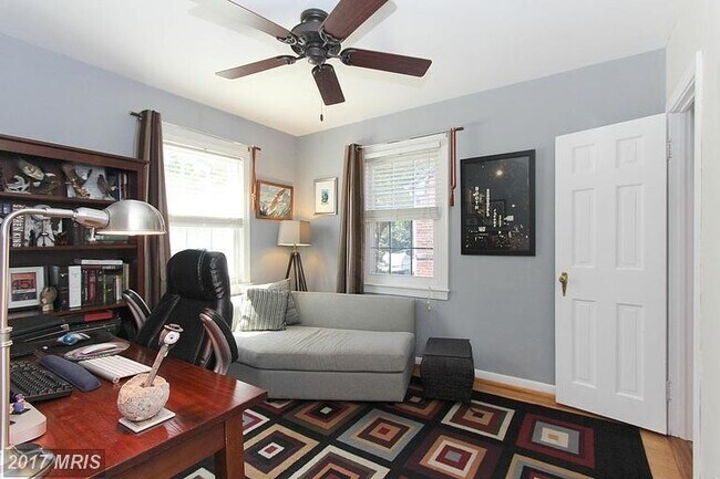 Building Photo - Wonderful Home in Great Arlington Location!