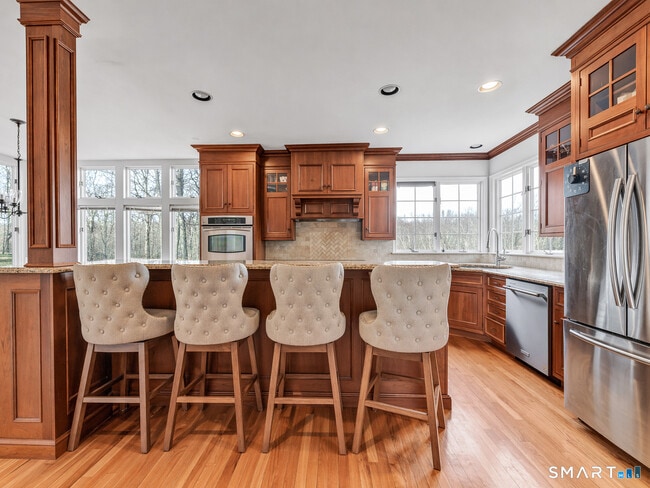 Building Photo - 553 Judd Rd