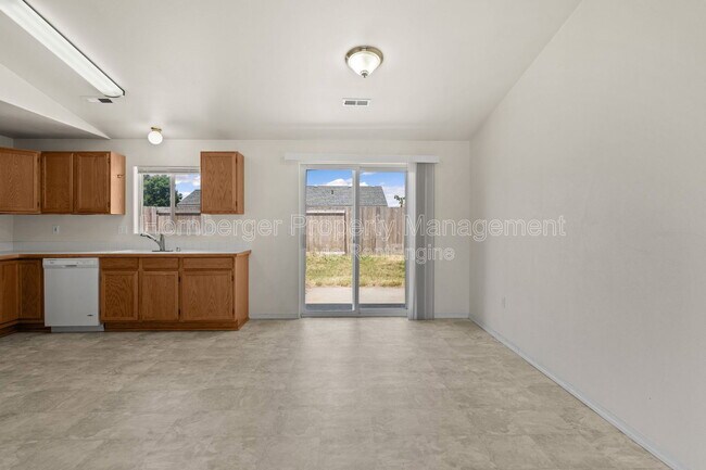 Building Photo - 12714 W 9th Ave