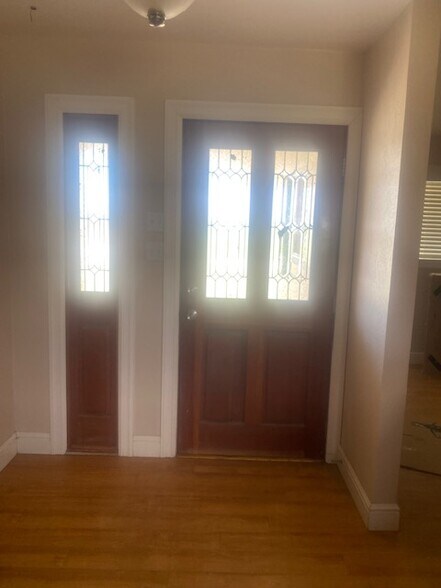 Building Photo - 21009 19th Ave