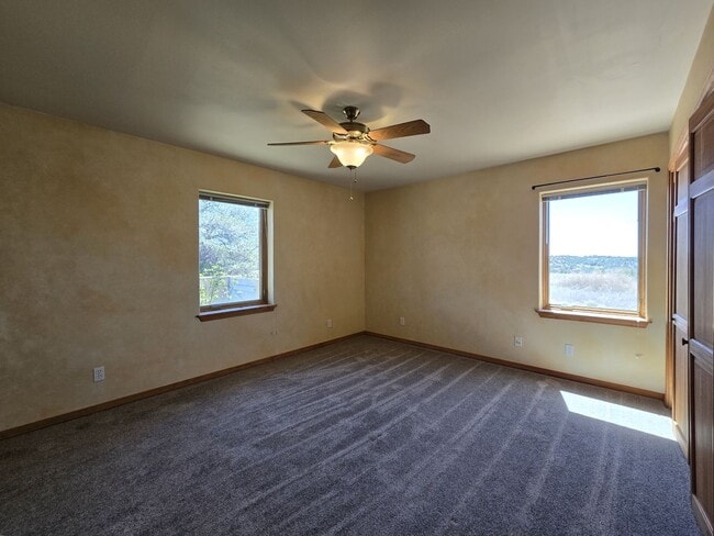 Building Photo - 4 Alma Ct