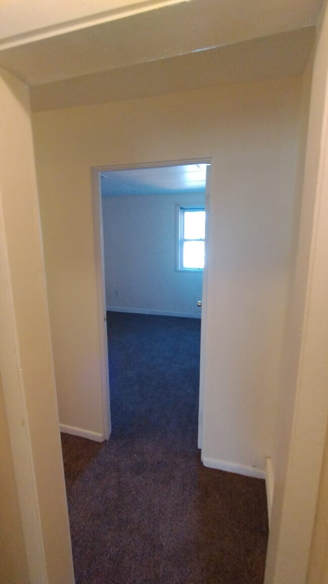 Building Photo - 311 Highland Ave