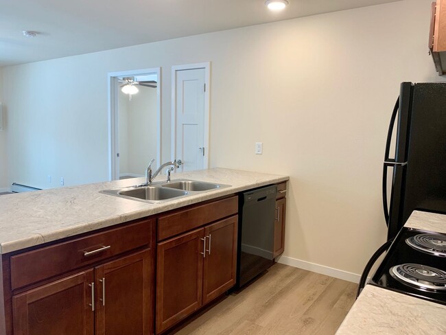 Interior Photo - Fox Point