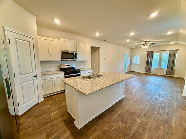 Building Photo - 4042 Bay Leaf Lp