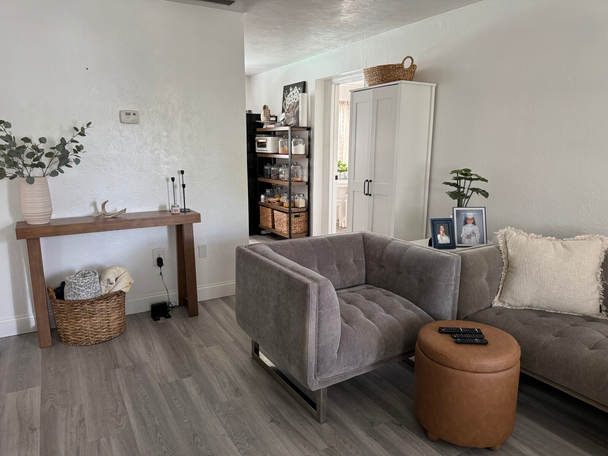 Living room - 2608 Anastasia Dr