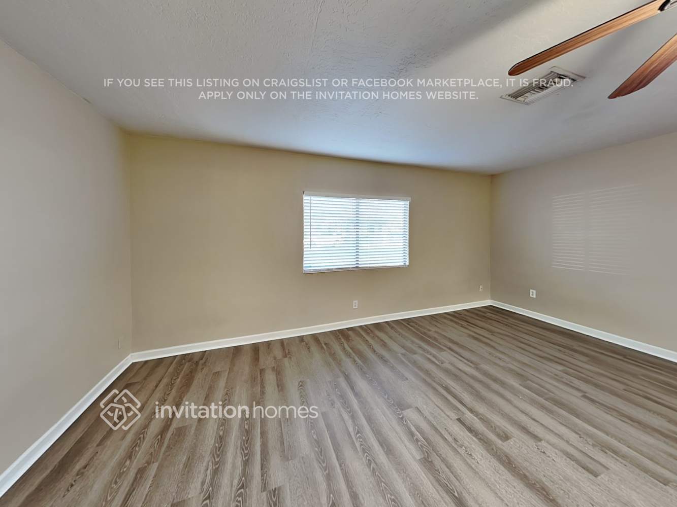 Building Photo - 4107 W Desert Hills Dr